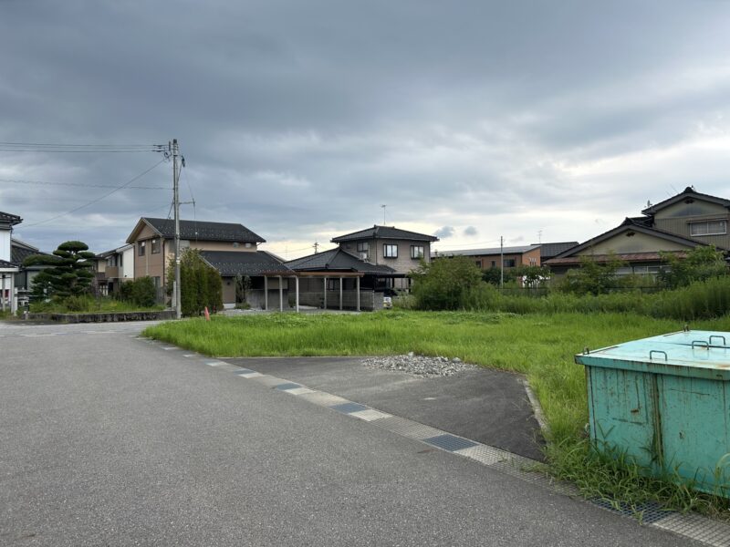 富山市藤木2167番8