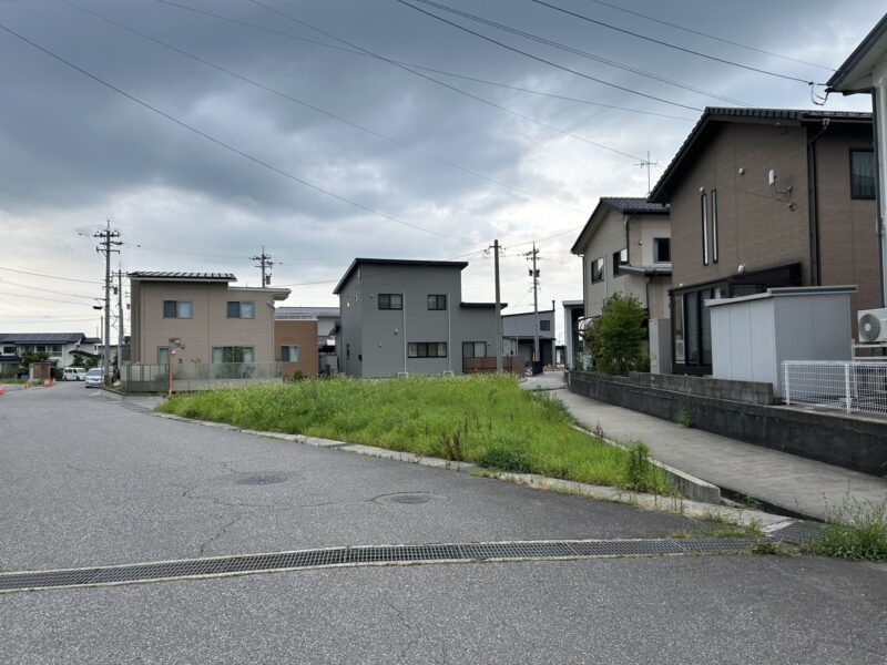 富山市藤木2129番