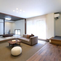 Layers & Life ～高さの変化が、居場所をつくる家～
