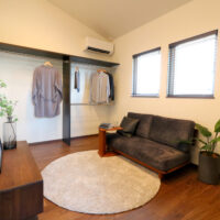 Layers & Life ～高さの変化が、居場所をつくる家～